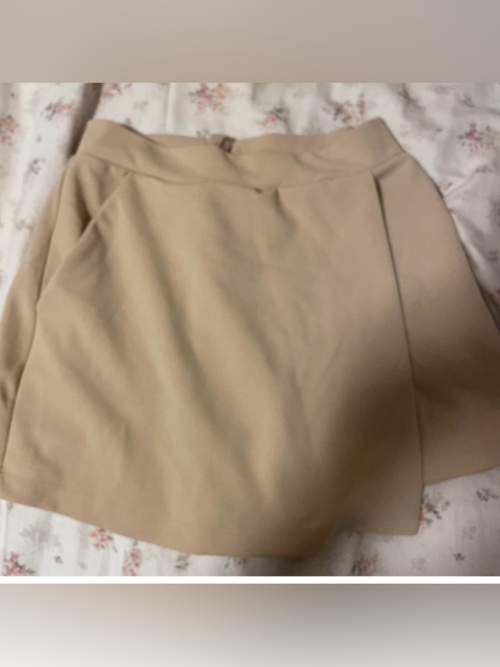 Forever 21 tan skort, size small